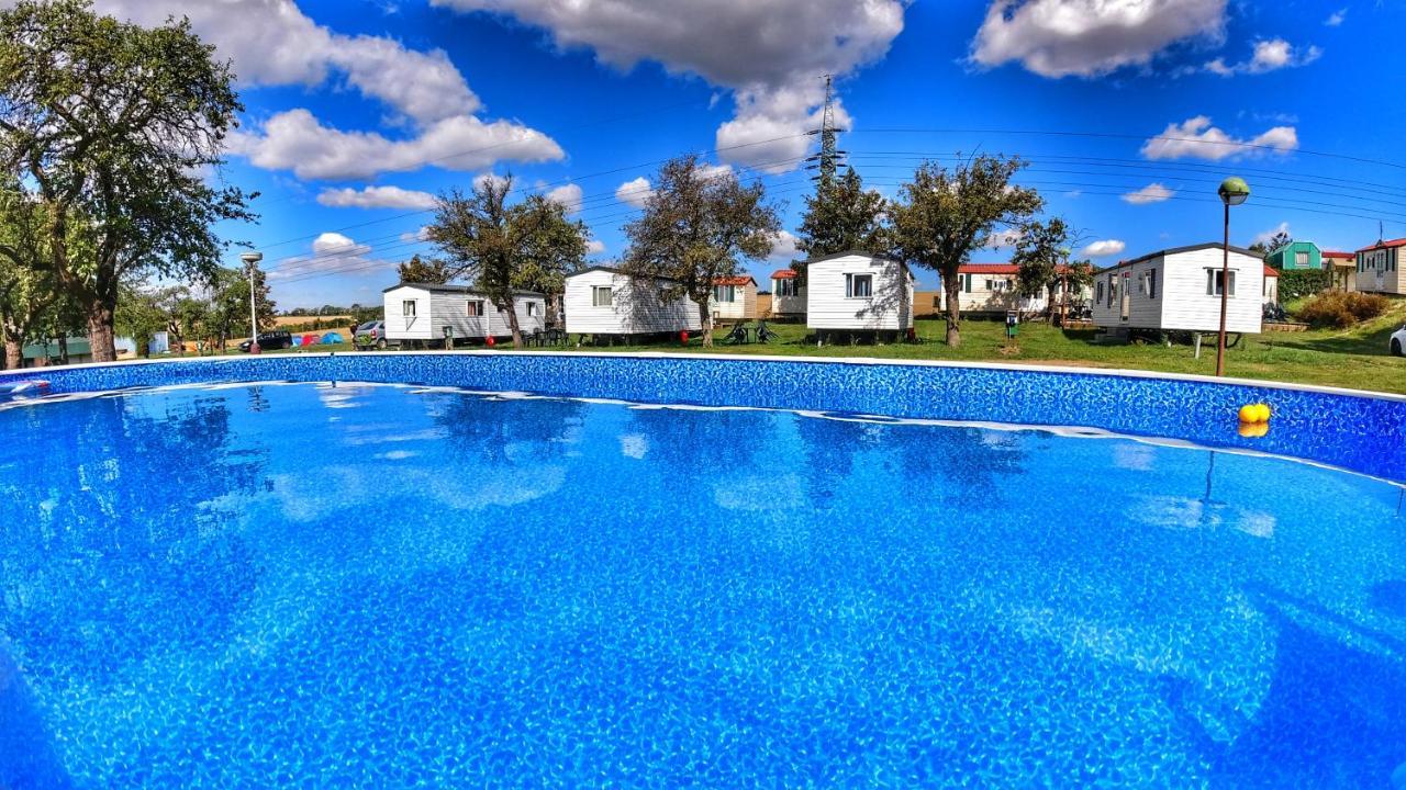 Triocamp Praha Otel Dış mekan fotoğraf